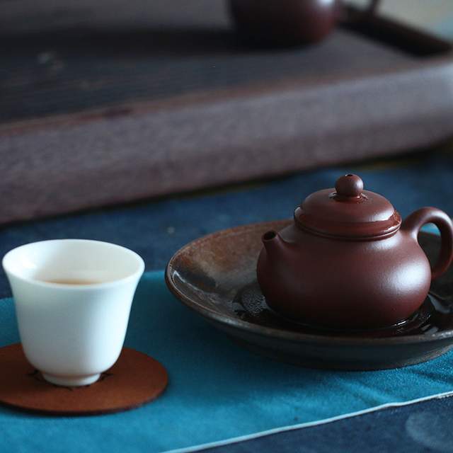 喝茶的朋友为什么一定要选择紫砂壶？